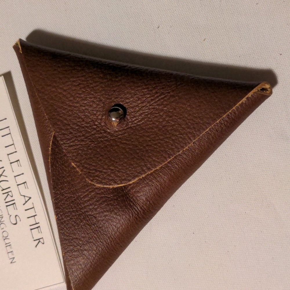 #04 Handmade Genuine Leather Triangle Coin Pouch Light Brown #04 - Picture 2 of 8
